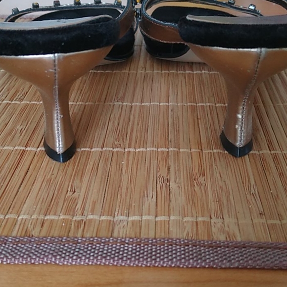 Fancy Embellished Sandals - Picture 4 of 7